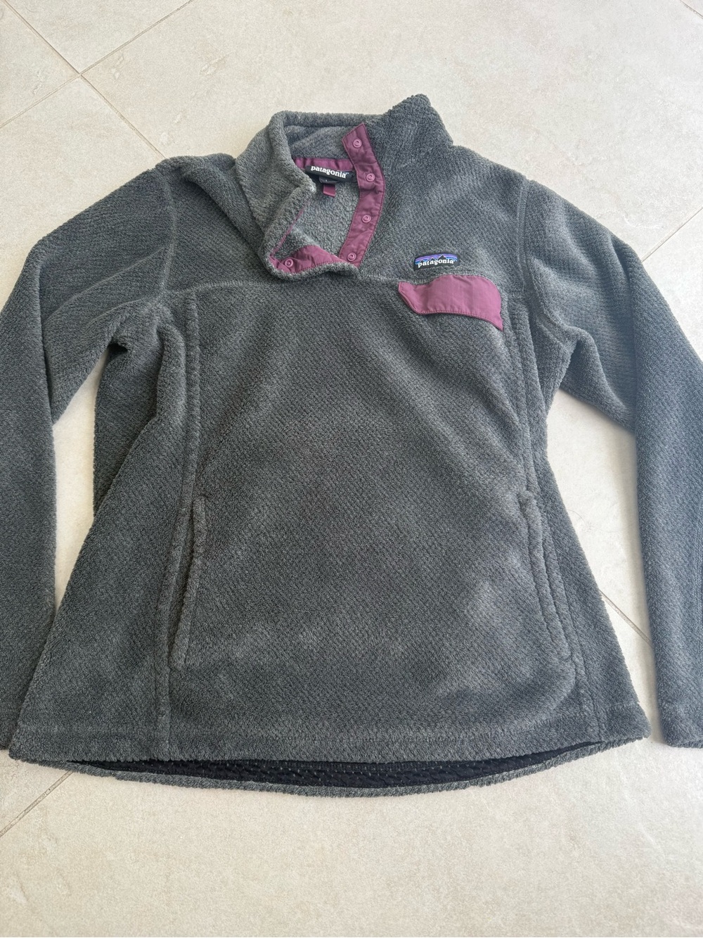 Patagonia Fleece Pullover - Charcoal with Plum Accents